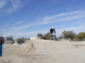 ride2.jpg (990150 bytes)